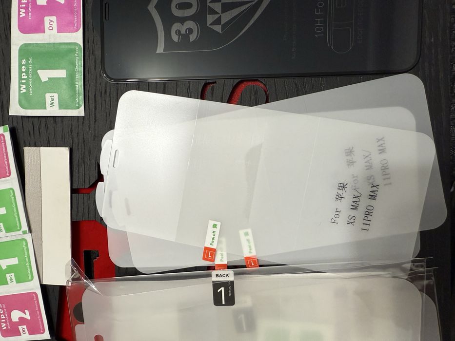 Защитные пленки и стекла на iPhone 11 Pro Max и 14 Pro Max