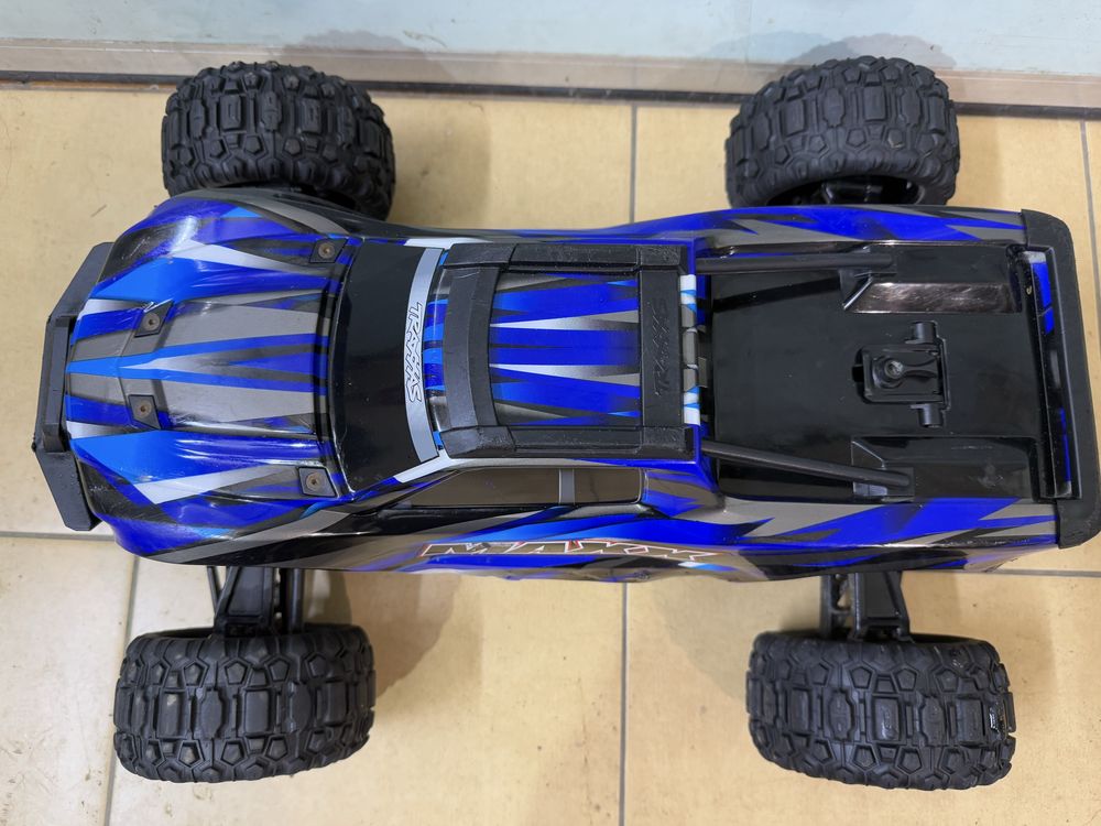 Samochodzik Rc traxxas maxx