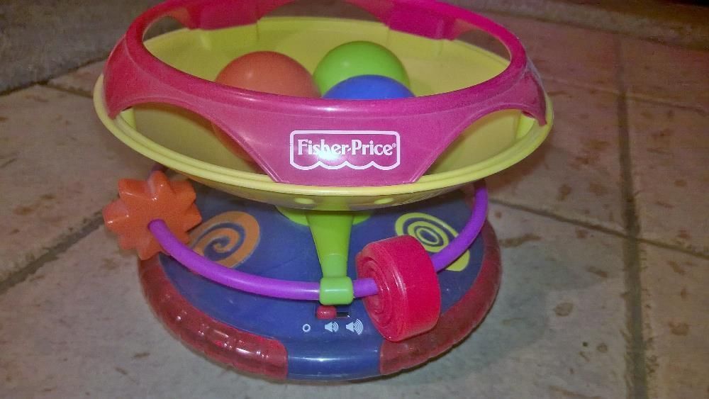 Brinquedo Ovni Fisher Price e Tartaruga Fisher Price