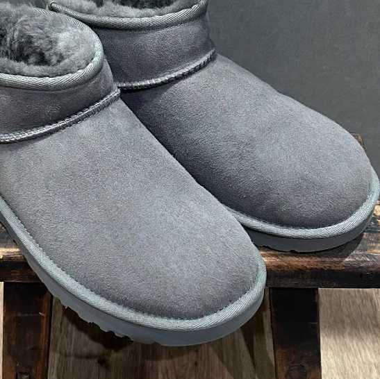 UGG Classic Ultra Mini Boot R.40