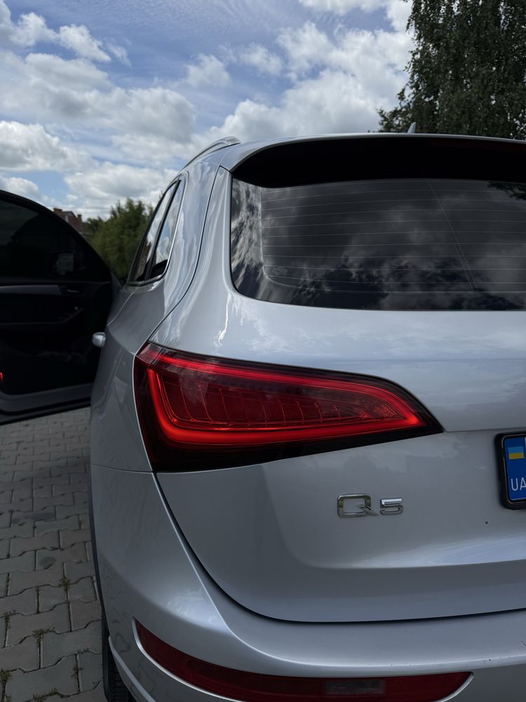 Audi q5/ 2.0 tdi! Рестайлінг, не фарбована