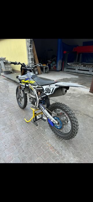 Yamaha yzf 250 16r