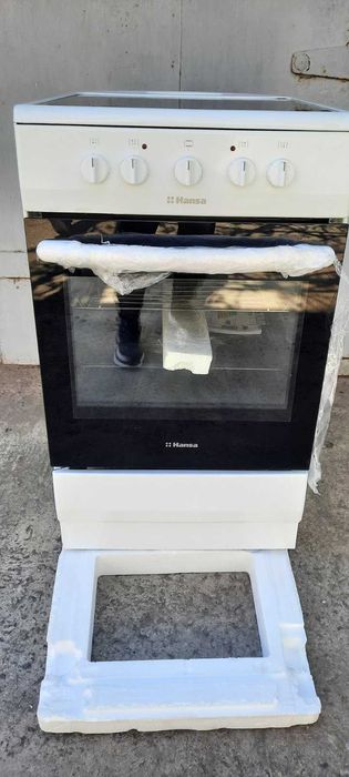 Продам электрическую печь Hansa FCCW53040. Новая.Витрина.