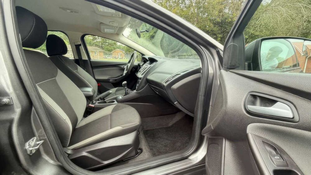 Ford Focus      2013