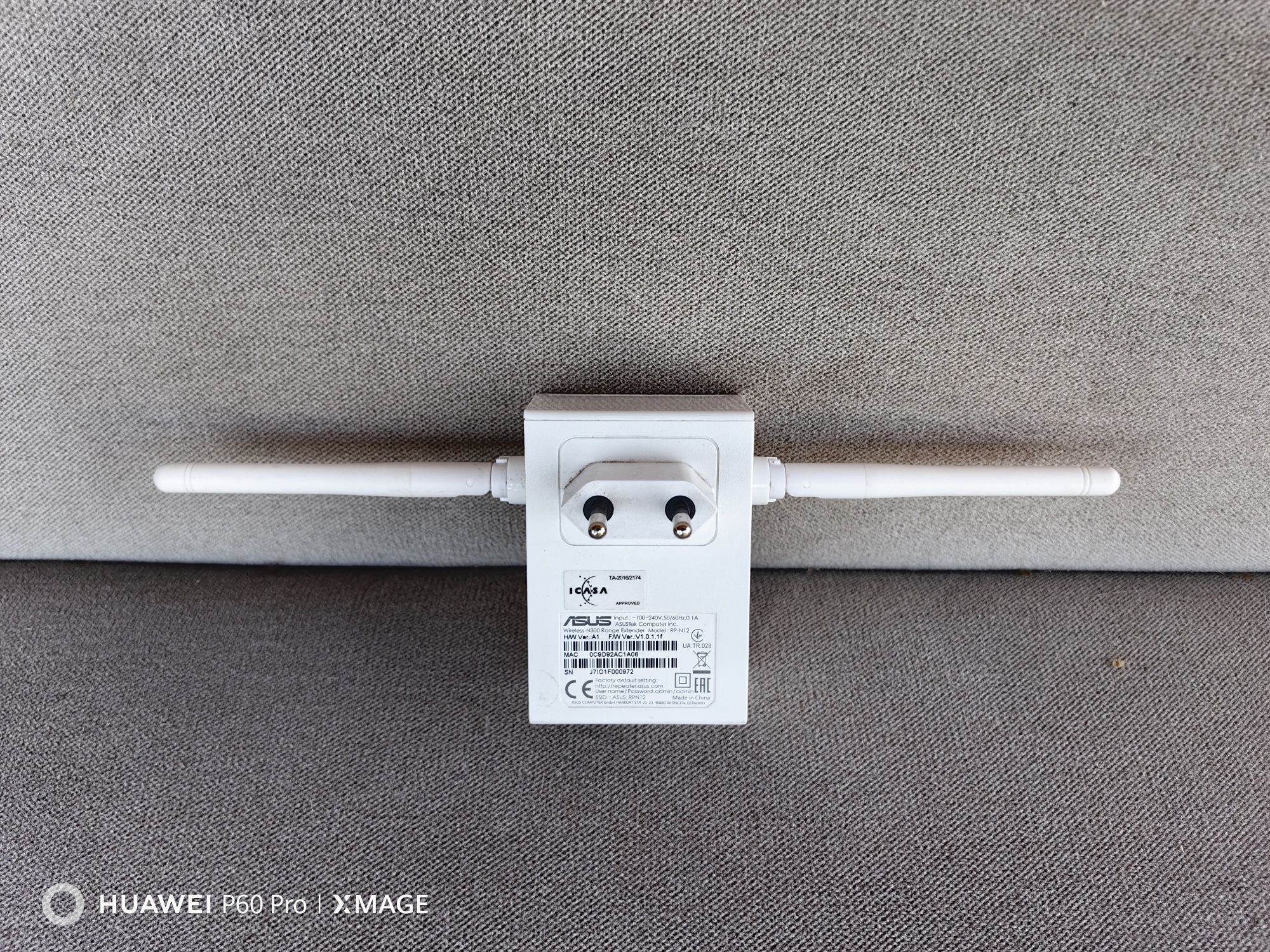 Wzmacniacz adapter ASUS WiFi RP-N12