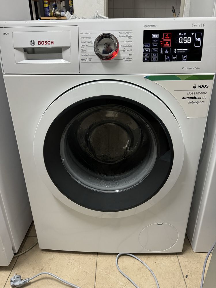 Máquina de Lava Roupa Bosch , Carga Frontal 8 kg 1400 rpm WAT28661ES