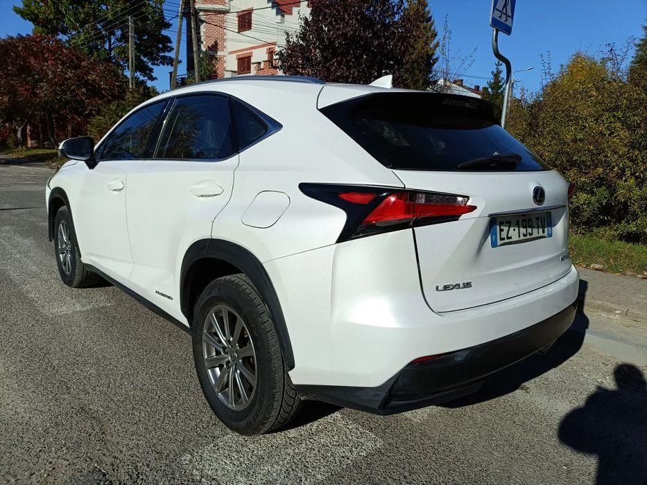 Lexus NX Lexus NX300h Skóra_Ledy_Hybryda_Kamera_ WARSZAWA_2016 Biała PERŁA