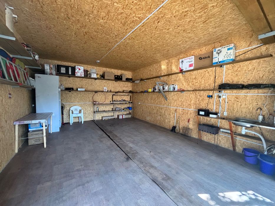 Здається в оренду гараж в Центрі міста