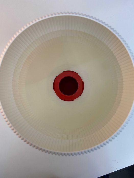 Nowoczesna lampka – unikatowa, handmade, biało-czerwona elegancja