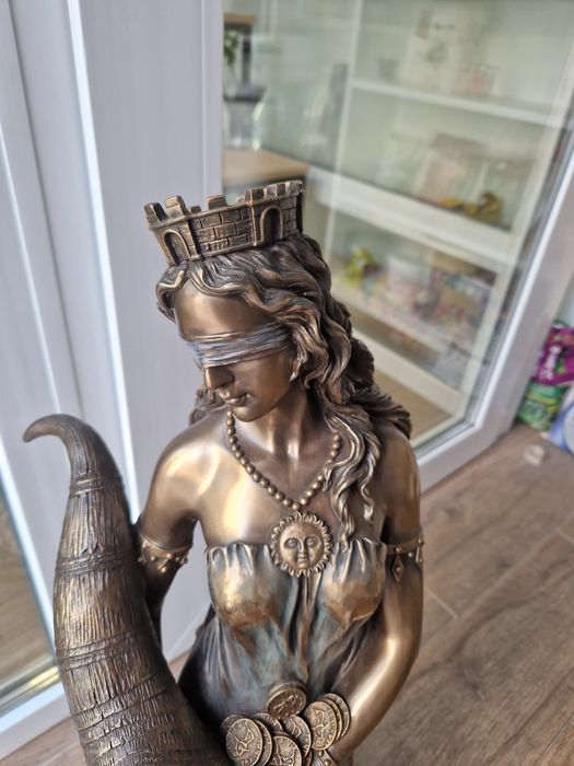 Статуетка "Фортуна" від  італійського бренду Veronese 73 см.