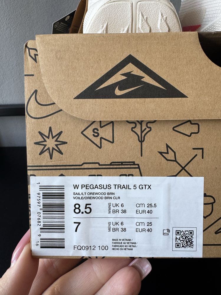 Кросівки Nike Pegasus trail 40p