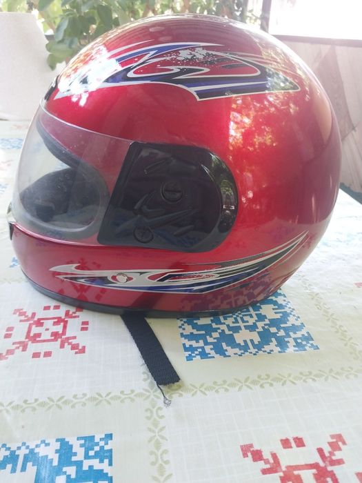 Продам мото шлем