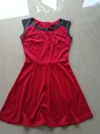 Sukienka M czerwona z eko + 2 gratisy