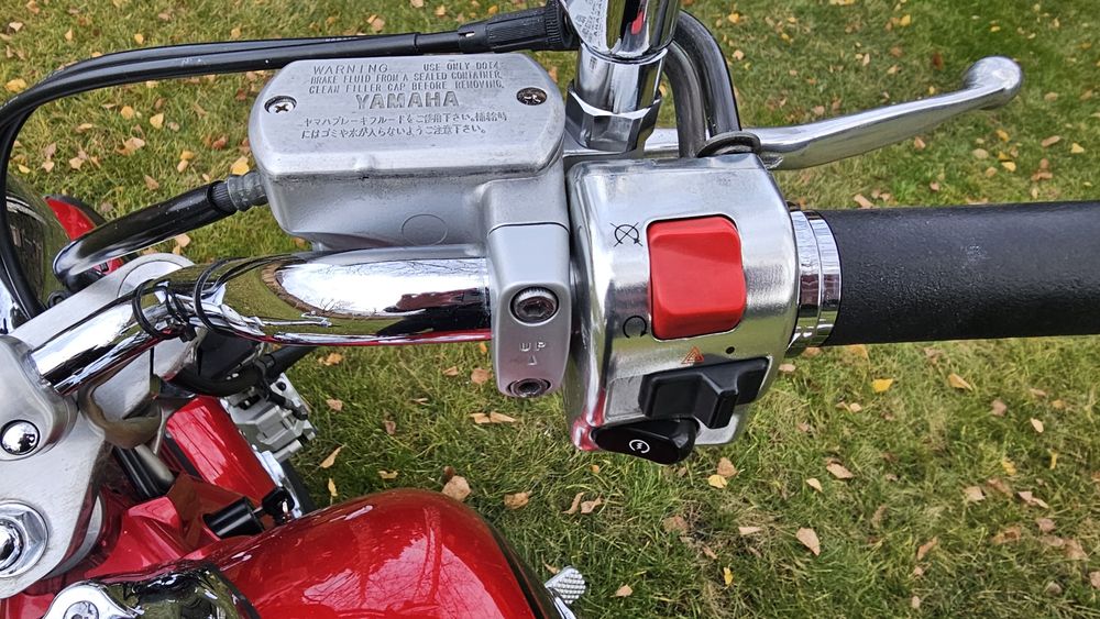 Yamaha XVS 400 Drag Star Custom