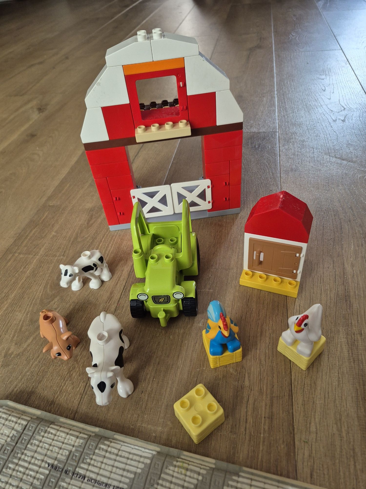 Lego duplo stodoła i traktor