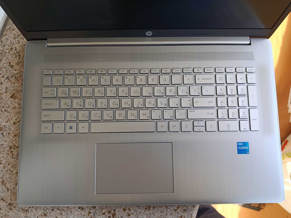 Ноутбук HP-17CN1053cl