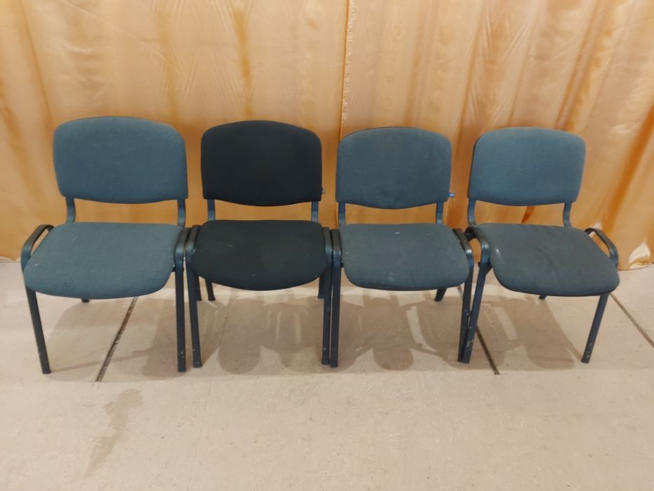 Стільці фісні б/у