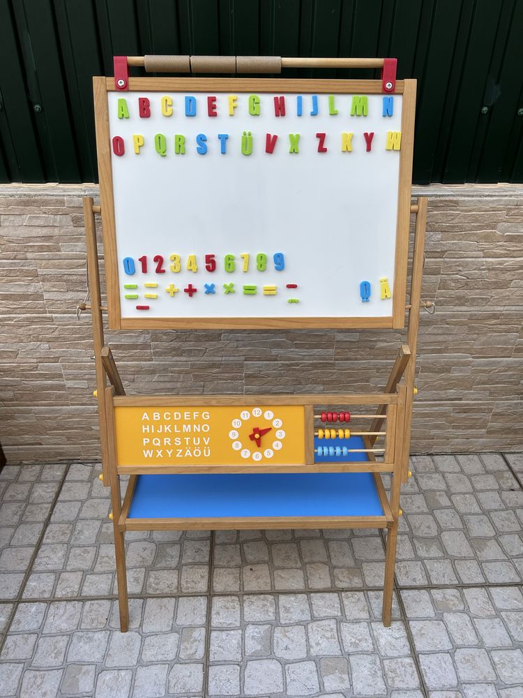 Vendo quadro didatico com dois lados.
