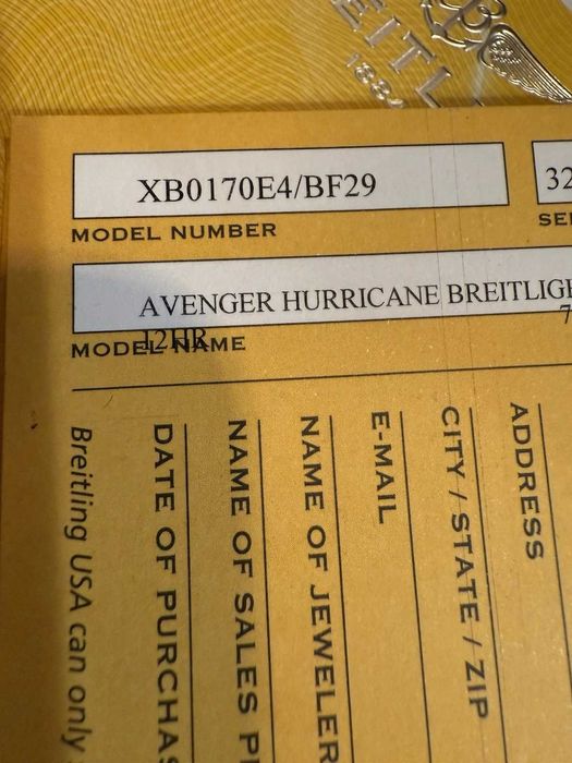 Breitling Avenger XB1210