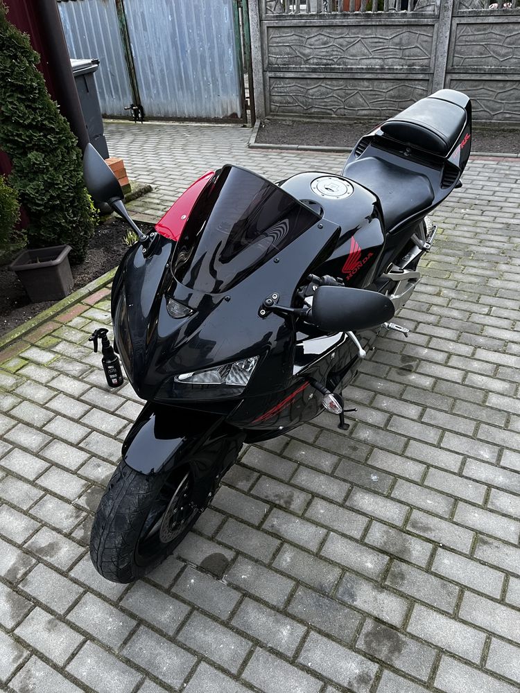 Honda CBR600RR pc37 2006