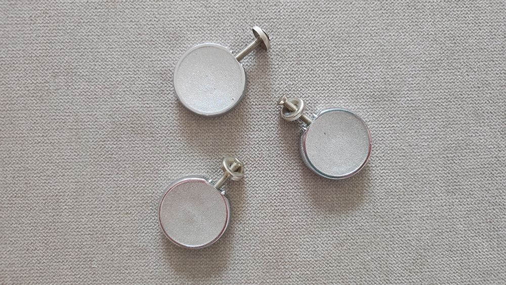 Metalowe uchwyty/ gałki meblowe 3 szt