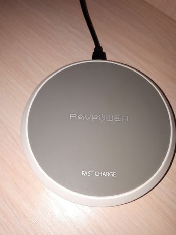 Бездротова зарядка для телефону Ravpower