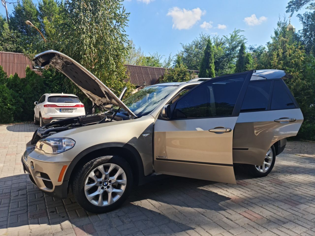 BMW x5 e70 3.0 бензин