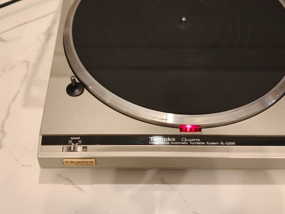 TECHNICS SL-Q200 gramofon Direct Drive QUARTZ