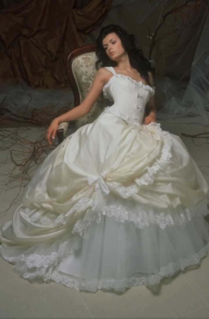 Свадебное платье. Весільна сукня. Papilio