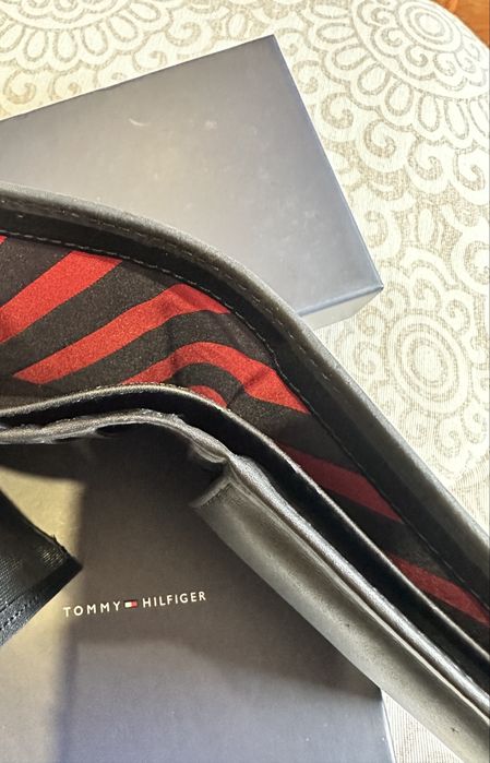 Carteira de homem tommy hilfiger