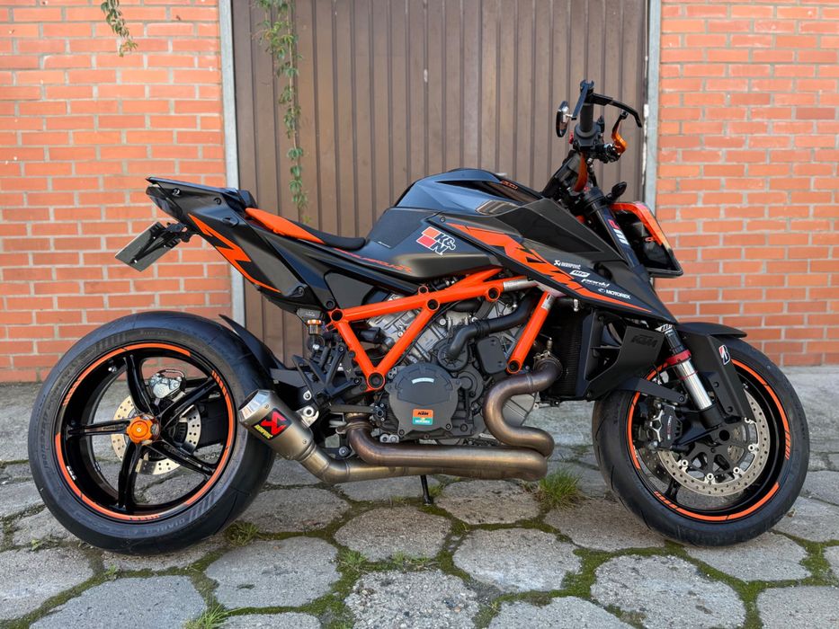 KTM 1290R Super Duke Power Parts TechPack TrackPack Nowe Pirelli V4