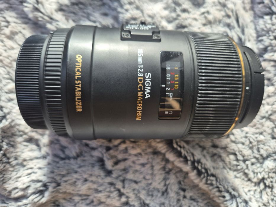 Sigma DG 105 mm f 2.8( do Canon EF)