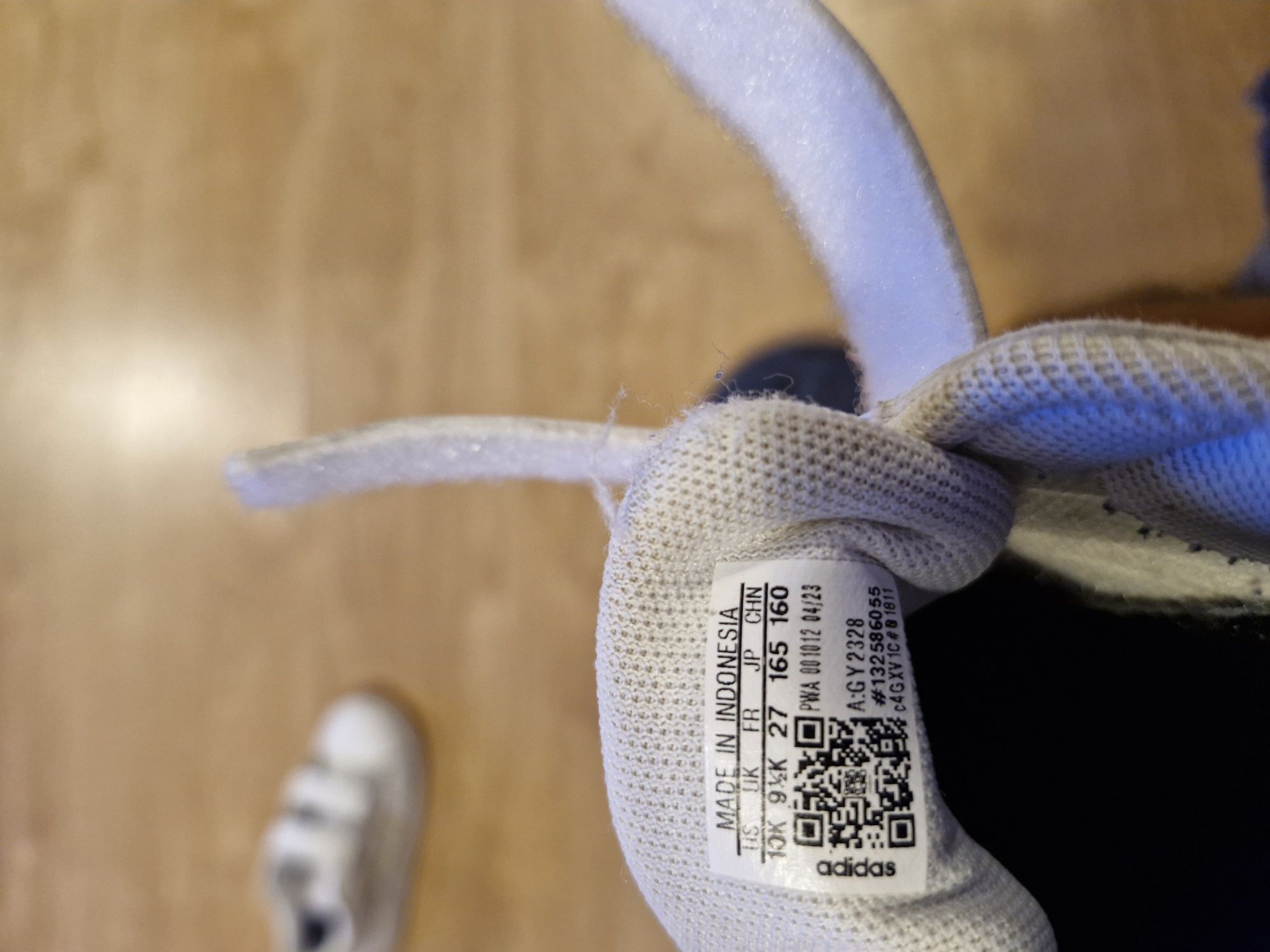 Ténis Adidas de menina 27