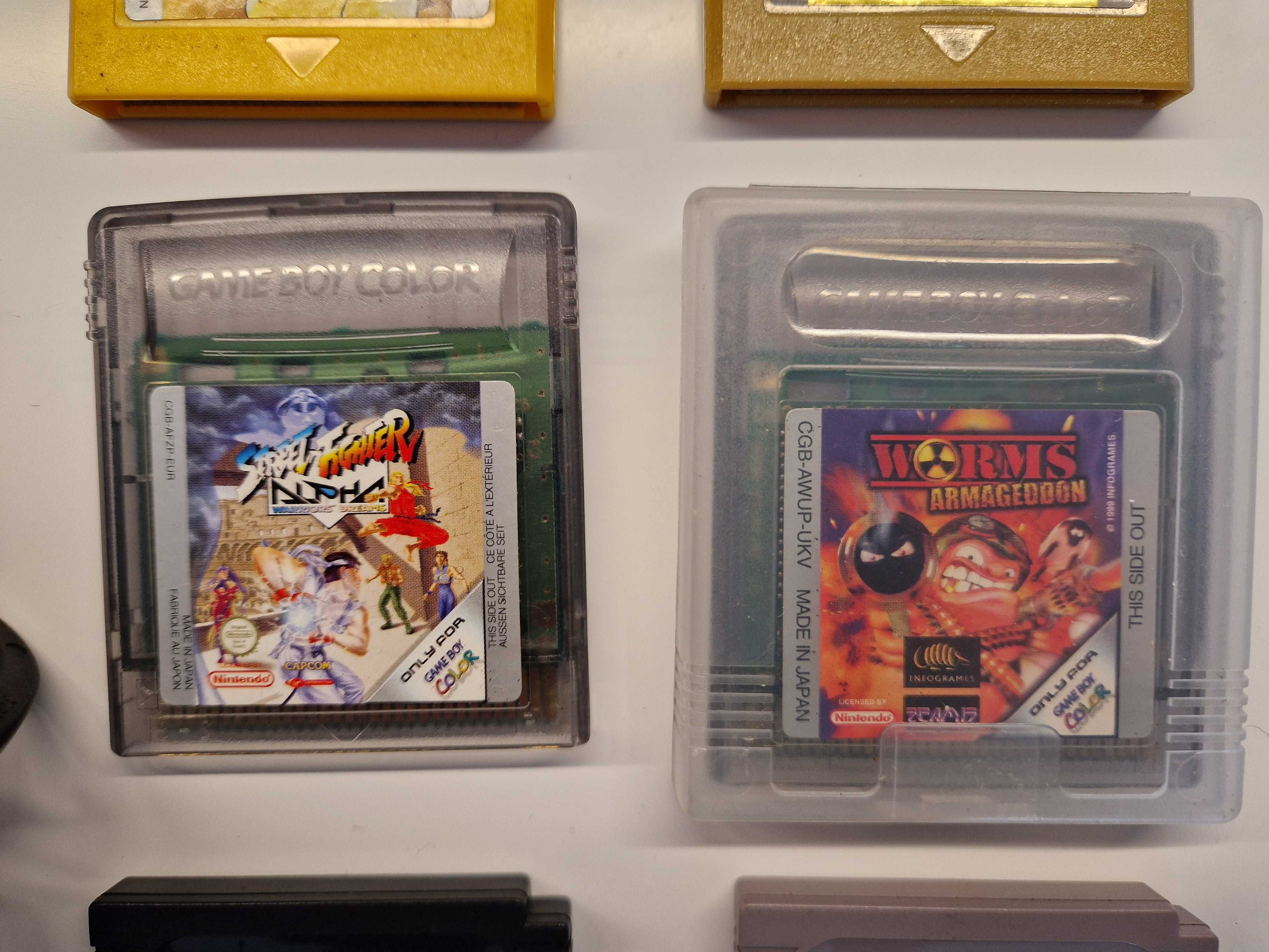 Gameboy Color roxo com 7 jogos, cabo para conectar 2 gameboys e bolsa