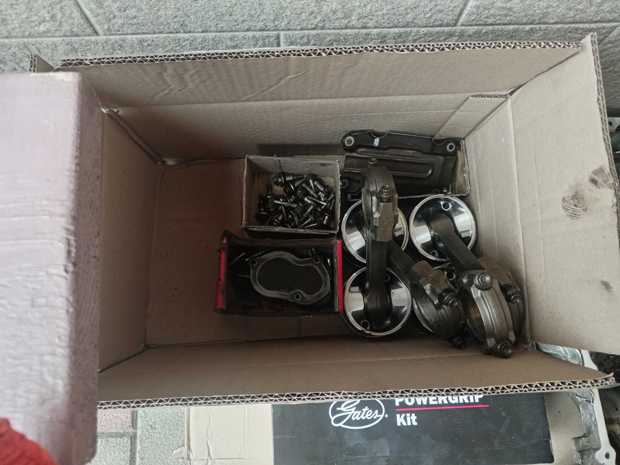 Двигун HONDA CRV 3 N22B3 на запчастини