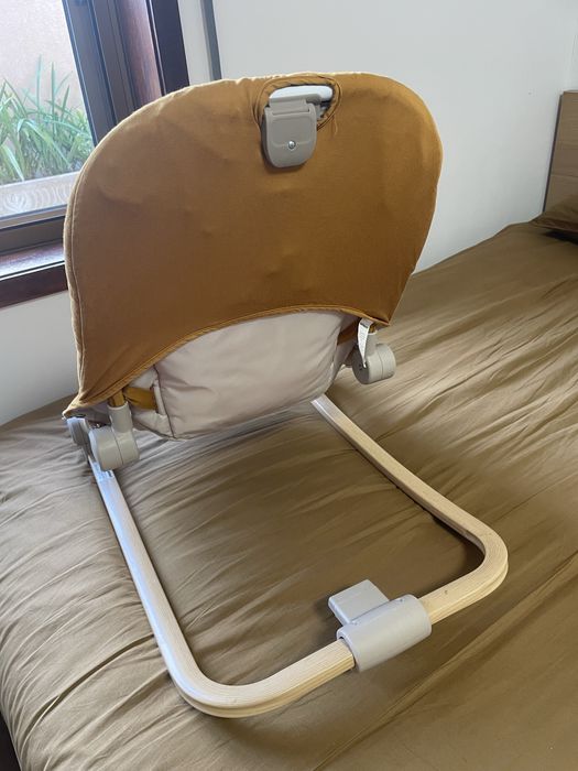 Espreguiçadeira amarela com arco Vertbaudet