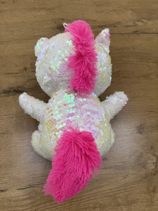 Maskotka jednorożec