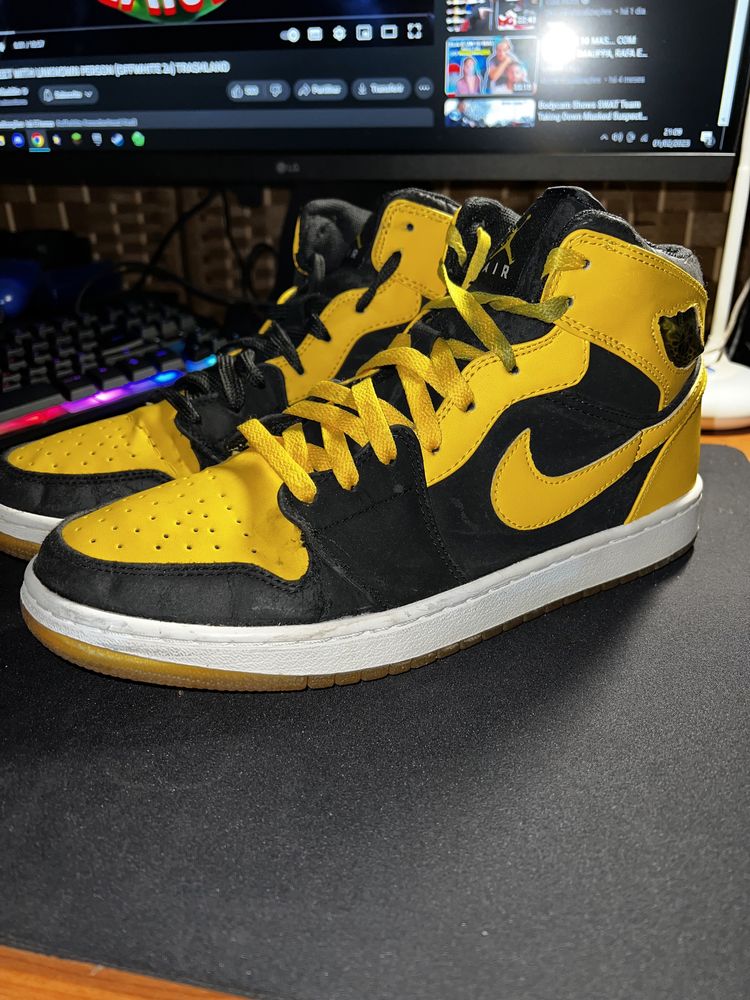 Jordan 1 retro new love 2007