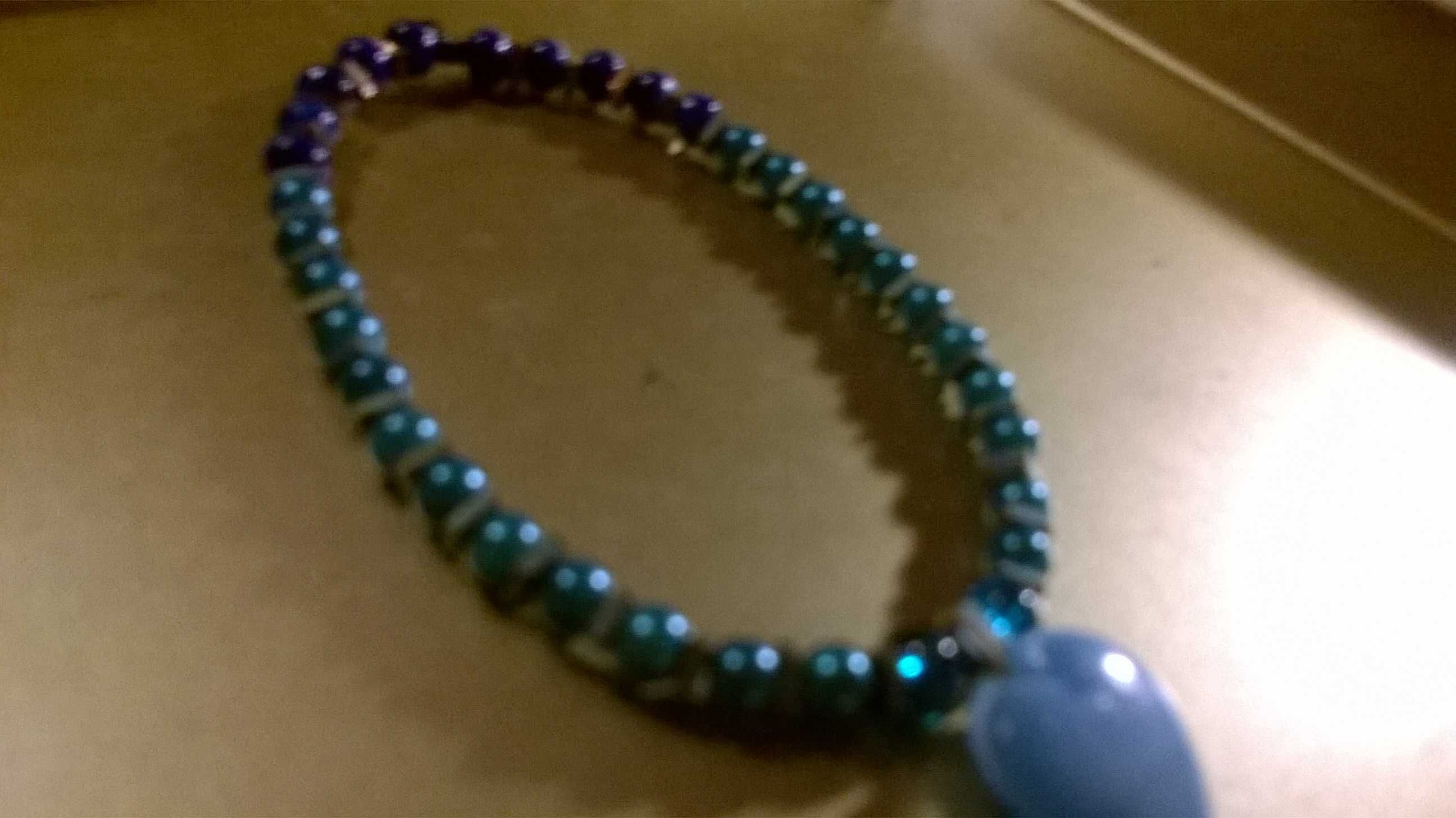 Niebieska bransoletka z hematytem