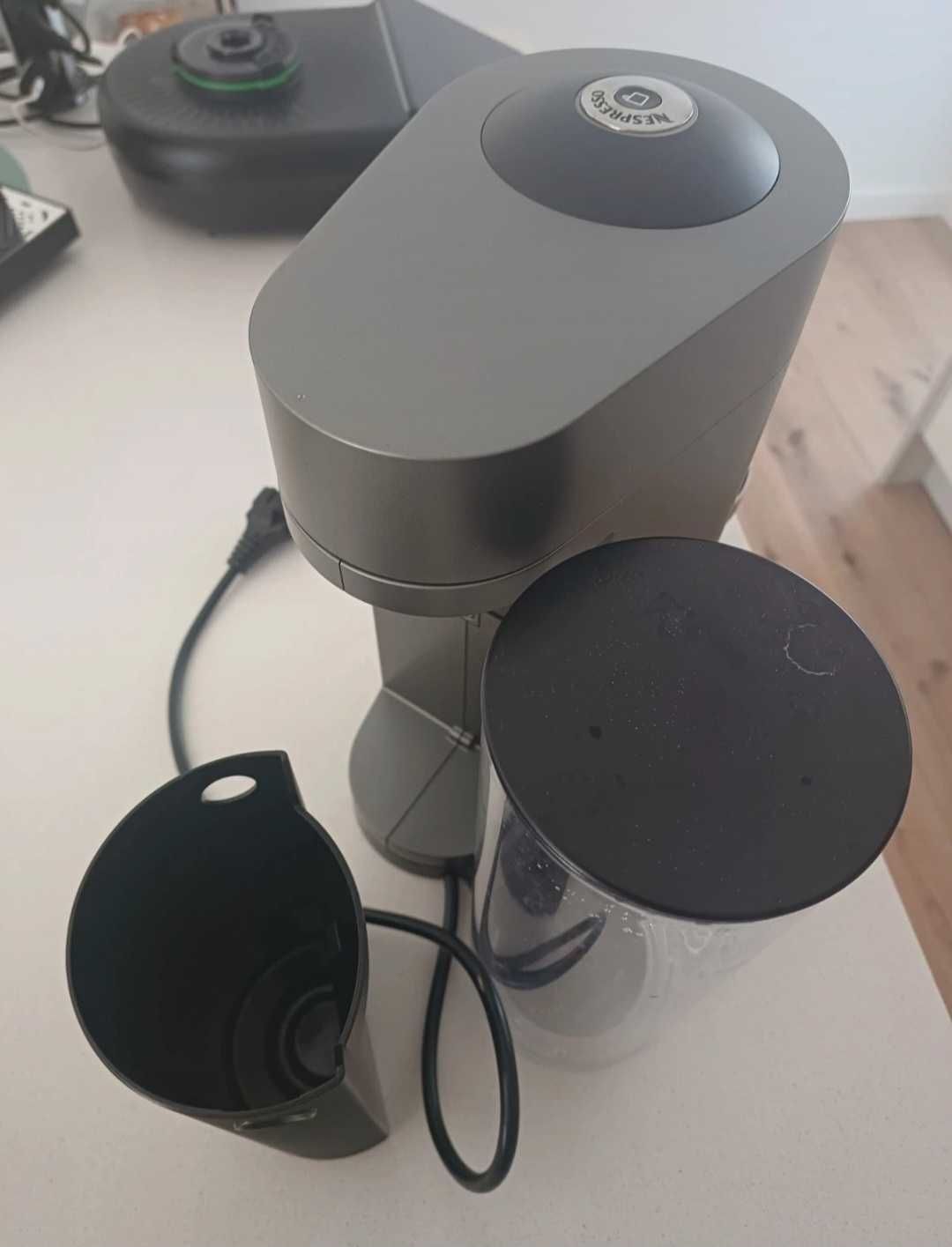 Nespresso Vertuo plus Titan duo