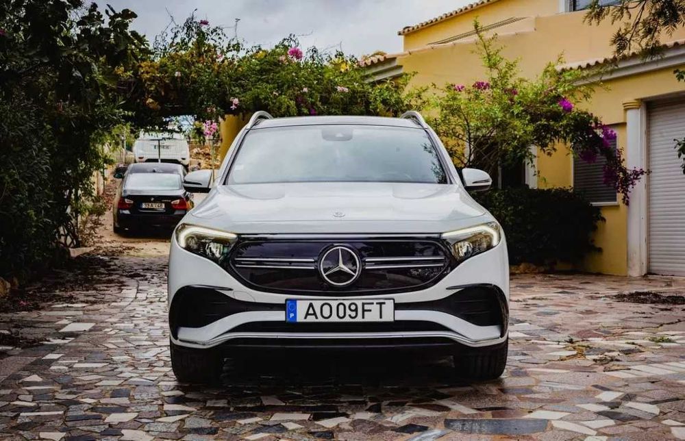 Mercedes Benz EQB