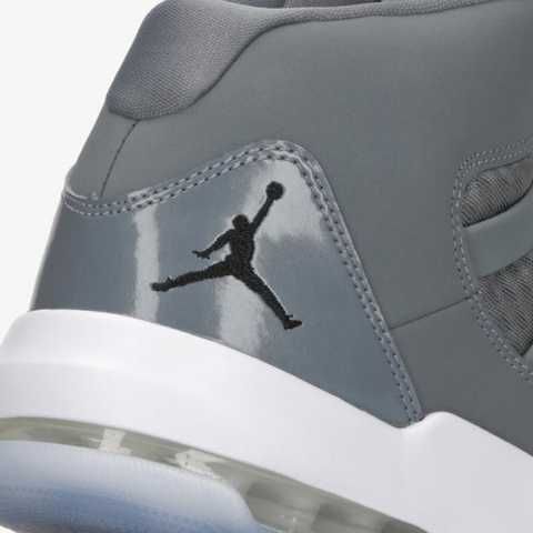 Nike Jordan Max Aura Cool Gray/ Black White 
AQ9084-010
41