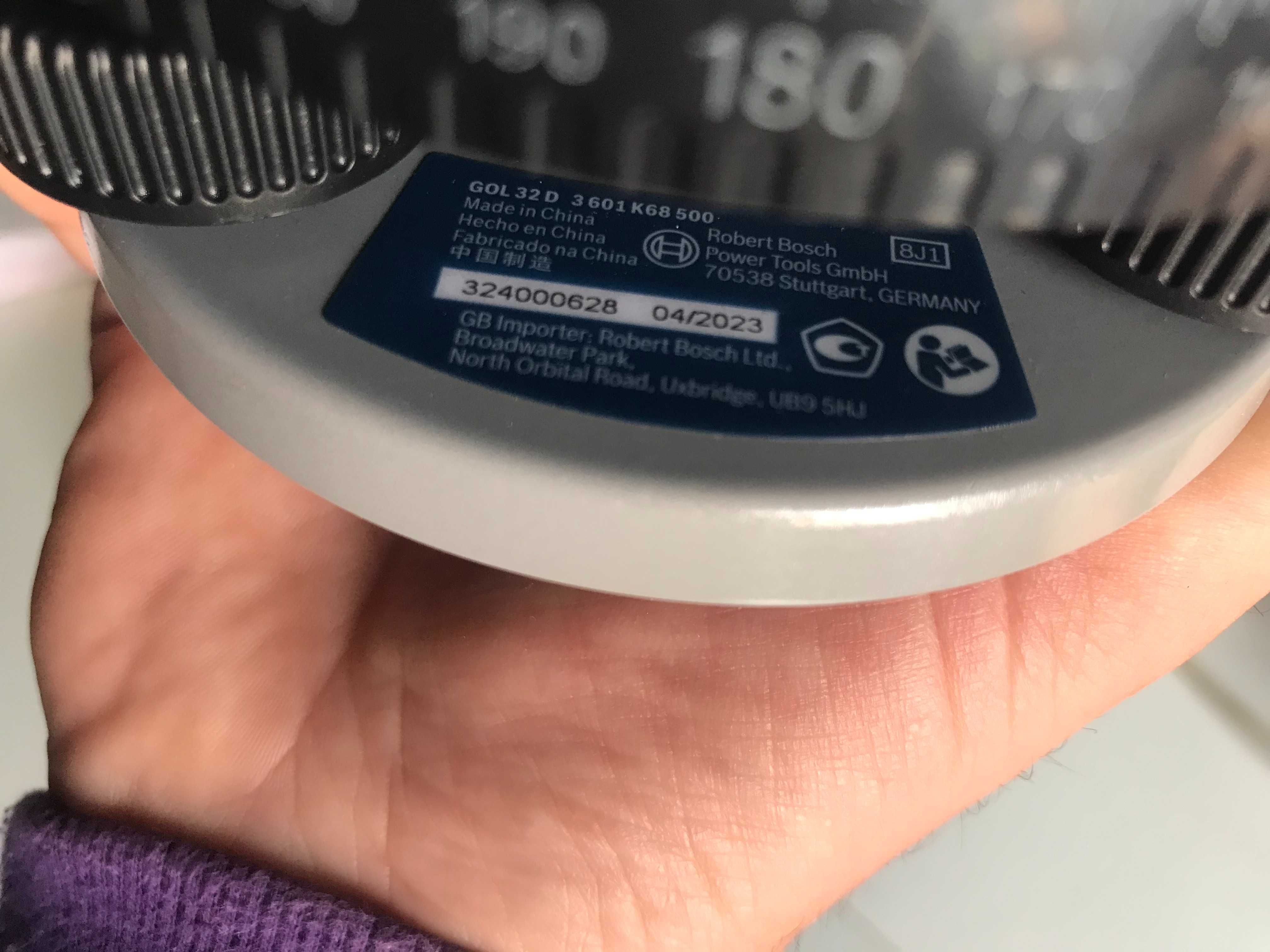 Оптичний нівелір Bosch Professional GOL 32 D в кейсі з Англії