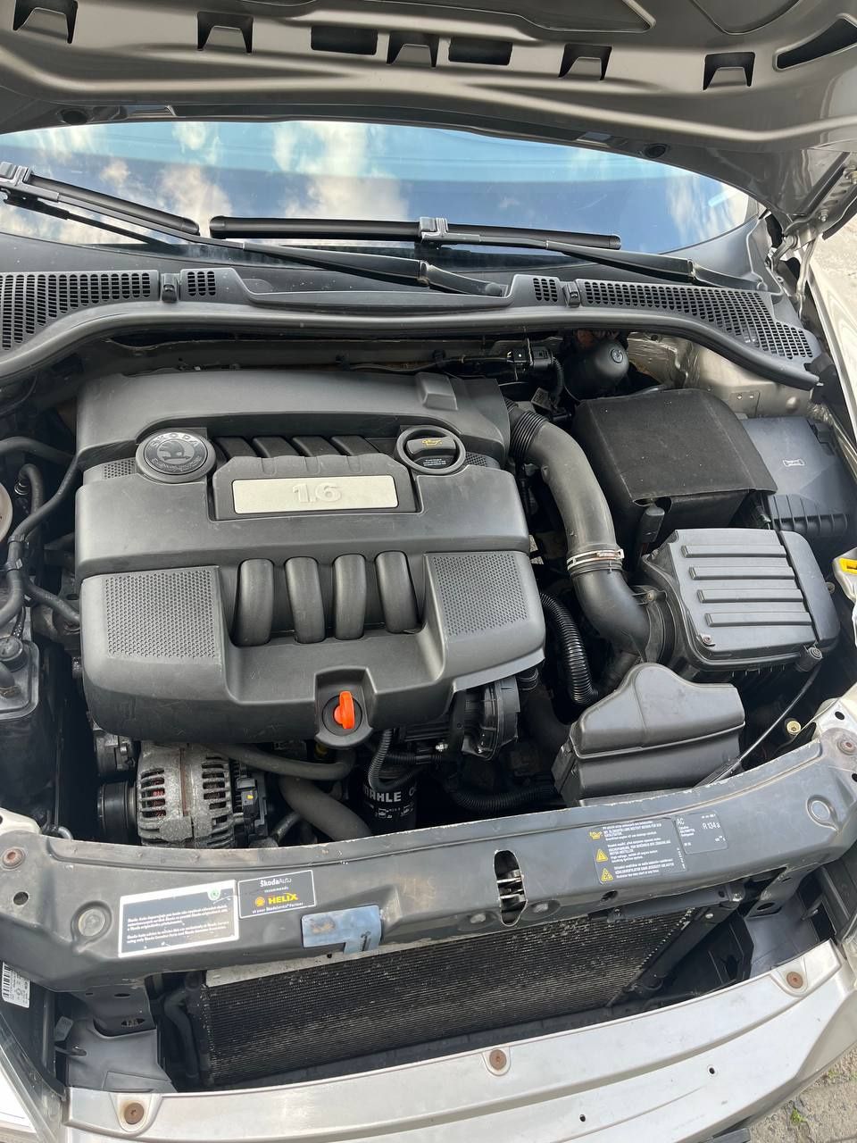 Шкода Skoda Octavia A5  1.6 mpi