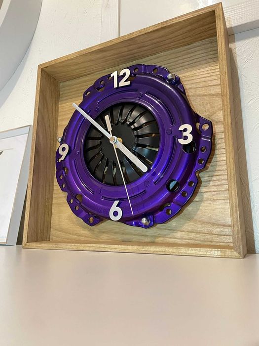 Zegar ścienny hand made dla fana motoryzacji cichy