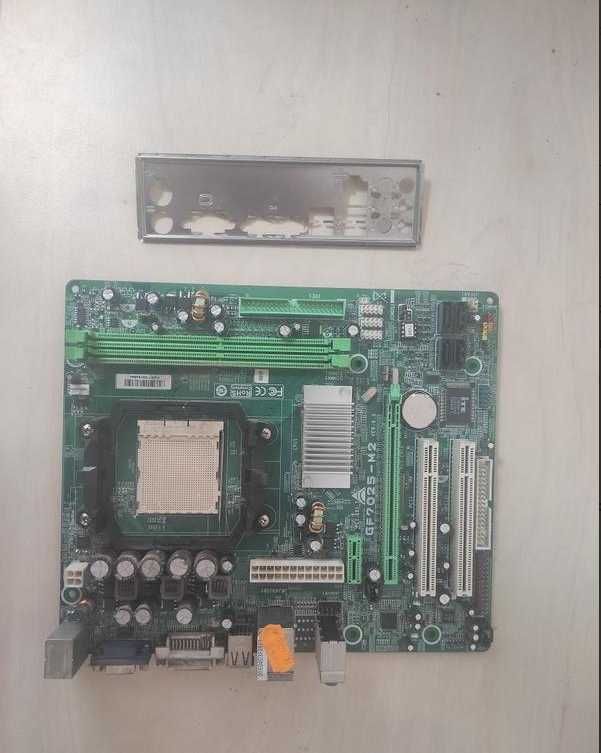Материнська плата  Biostar GF7025-M2 TE