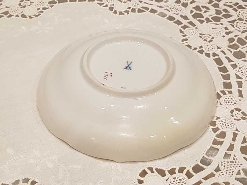Zestaw śniadaniowy, trio (215 ml) porcelana królewska Miśnia (Meissen)