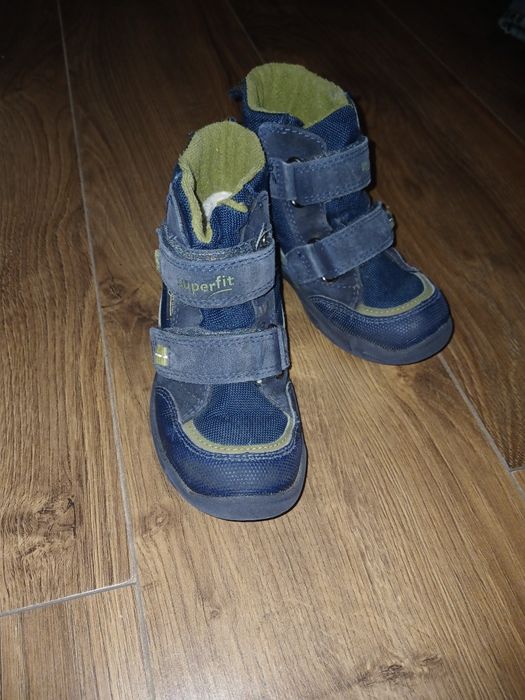 Продам дитячі термо черевики Superfit