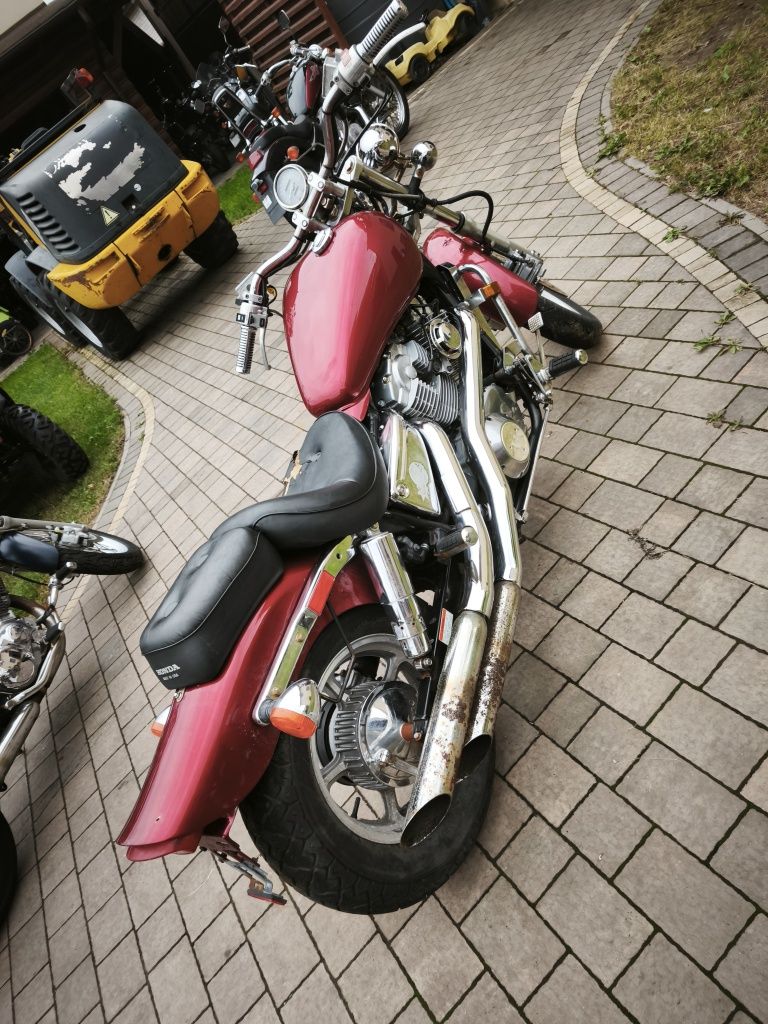 Honda Shadow VT 1100 C