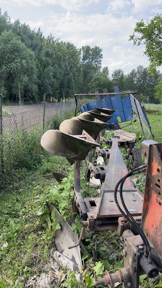 Pługi obrotowe 4 skibowe massey ferguson